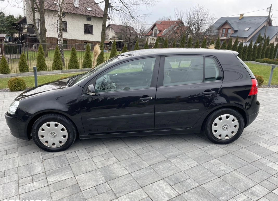 Volkswagen Golf cena 14000 przebieg: 175000, rok produkcji 2006 z Rzeszów małe 191